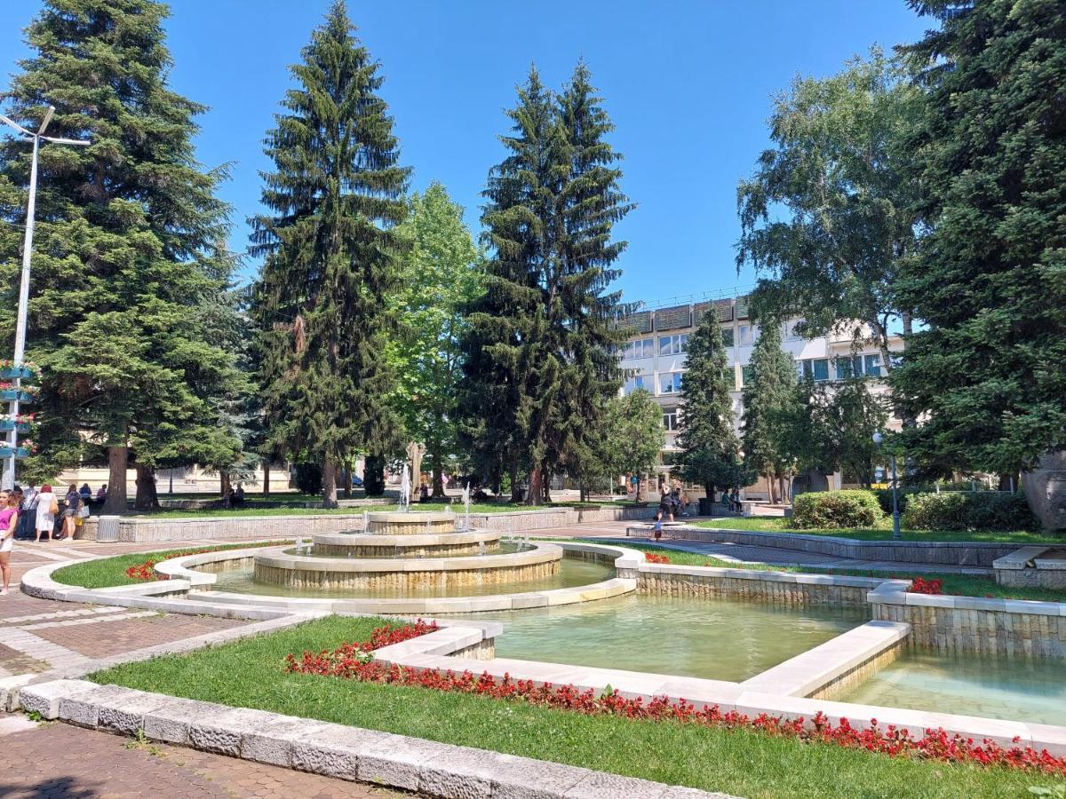 Дом Тодор И Тота Мутевски Troyan  Exterior photo